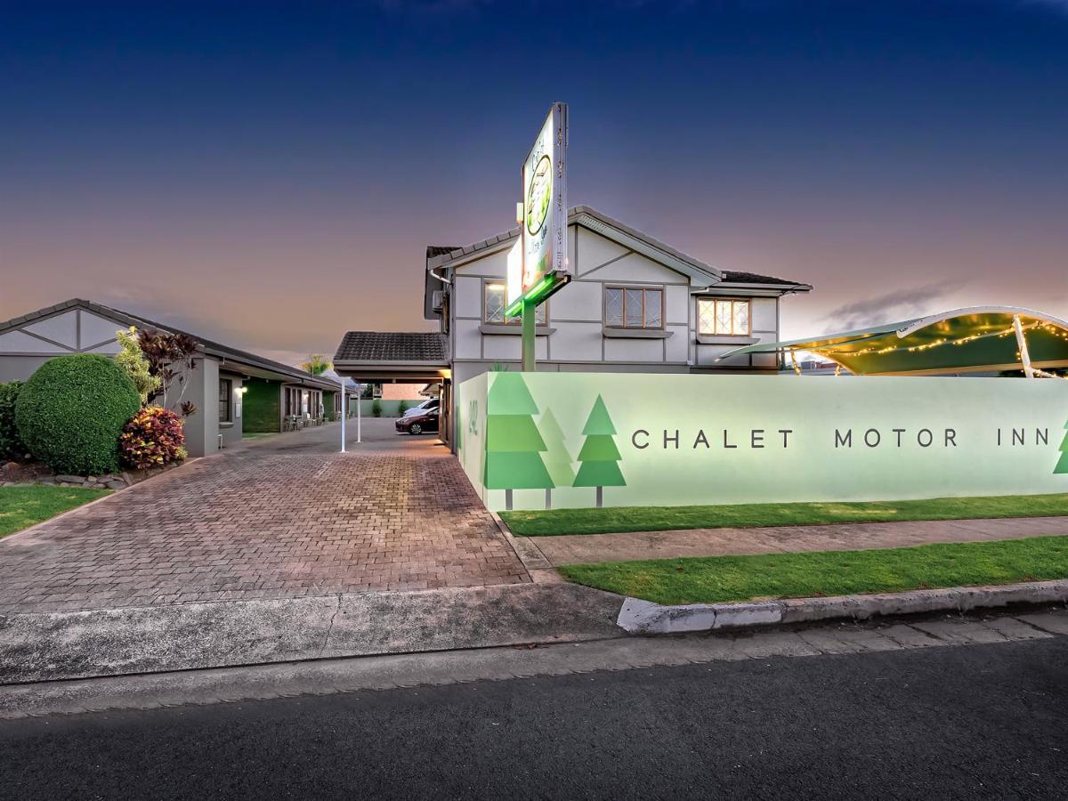 Chalet Motor Inn Бундаберг Екстер'єр фото